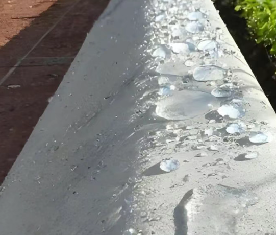 桂阳硅烷浸渍涂料在混凝土保护中的应用